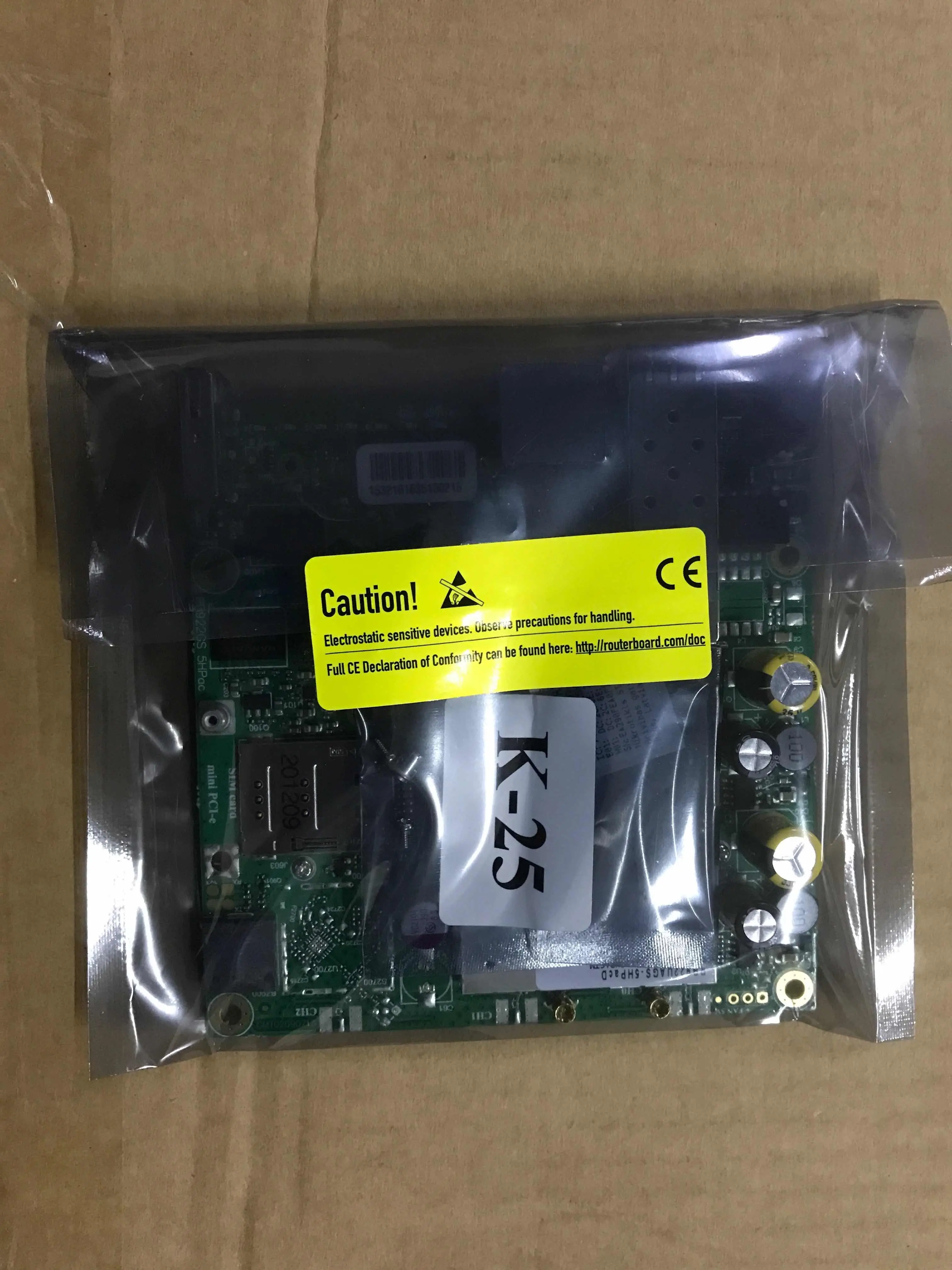 Mikrotik RB922UAGS-5HPacD -US Version RouterBOARD is a