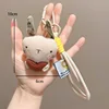 Un lapin étreignant un coeur