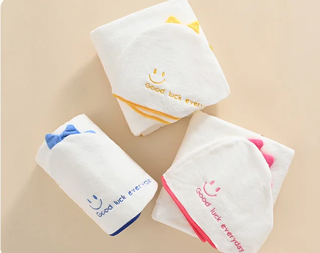 Boys' Hooded Bath Towel Absorbs Water Children's Soft Coral Velvet