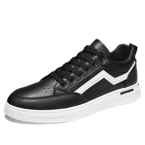 Men's Four Seasons Casual Low-Top Breathable Skateboarding Shoes Waterproof Walking Shoes for Spring Skateboarding Board