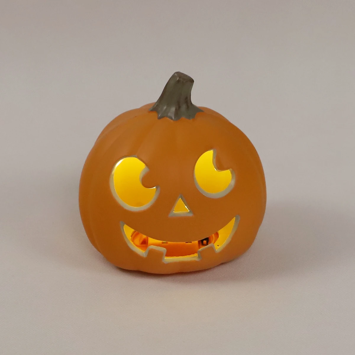 halloween wholesaler carved pp material pumpkin led light decoration for halloween