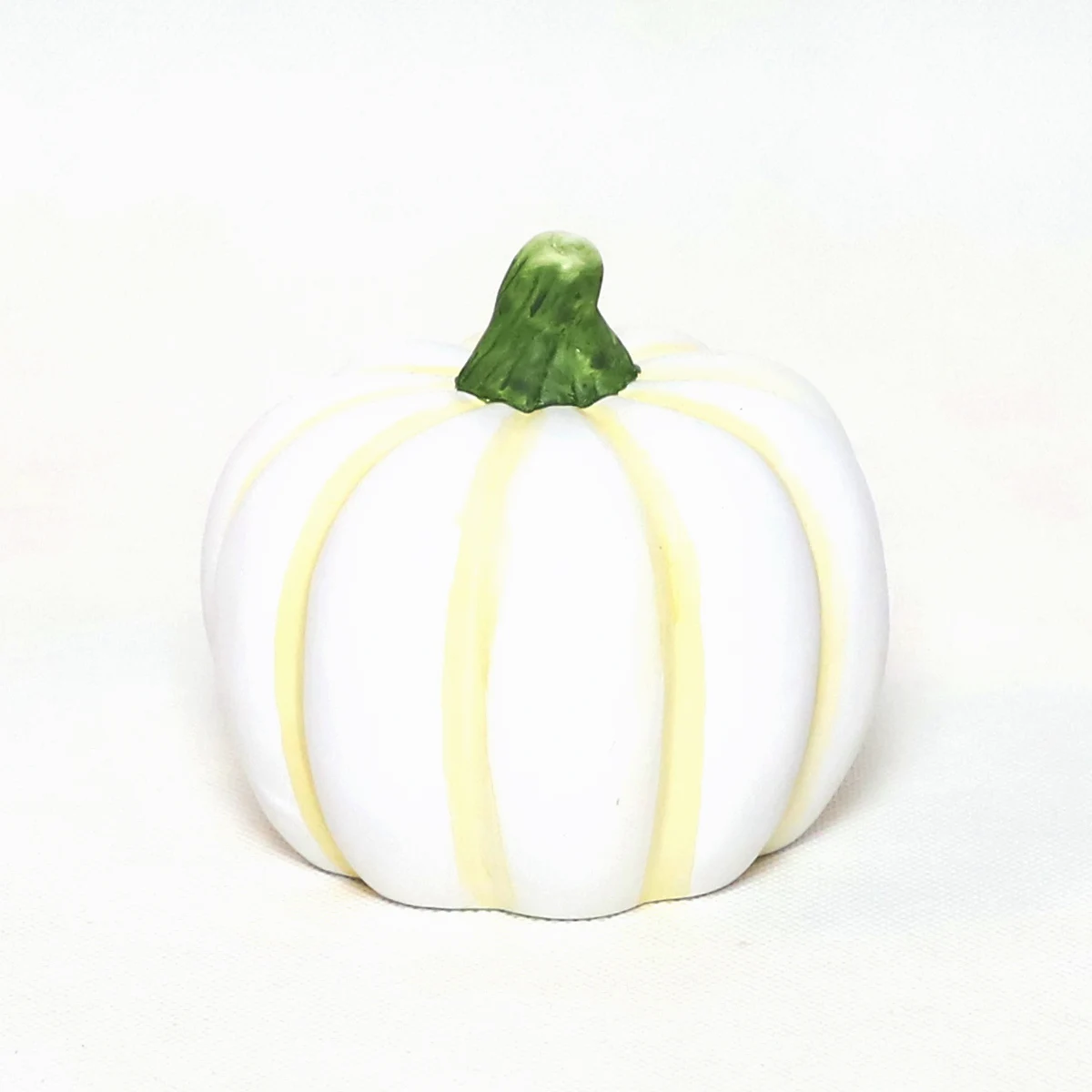 Pumpkin Decor Indoor Artificial Pumpkins Decor Classic White Pumpkin Ornaments