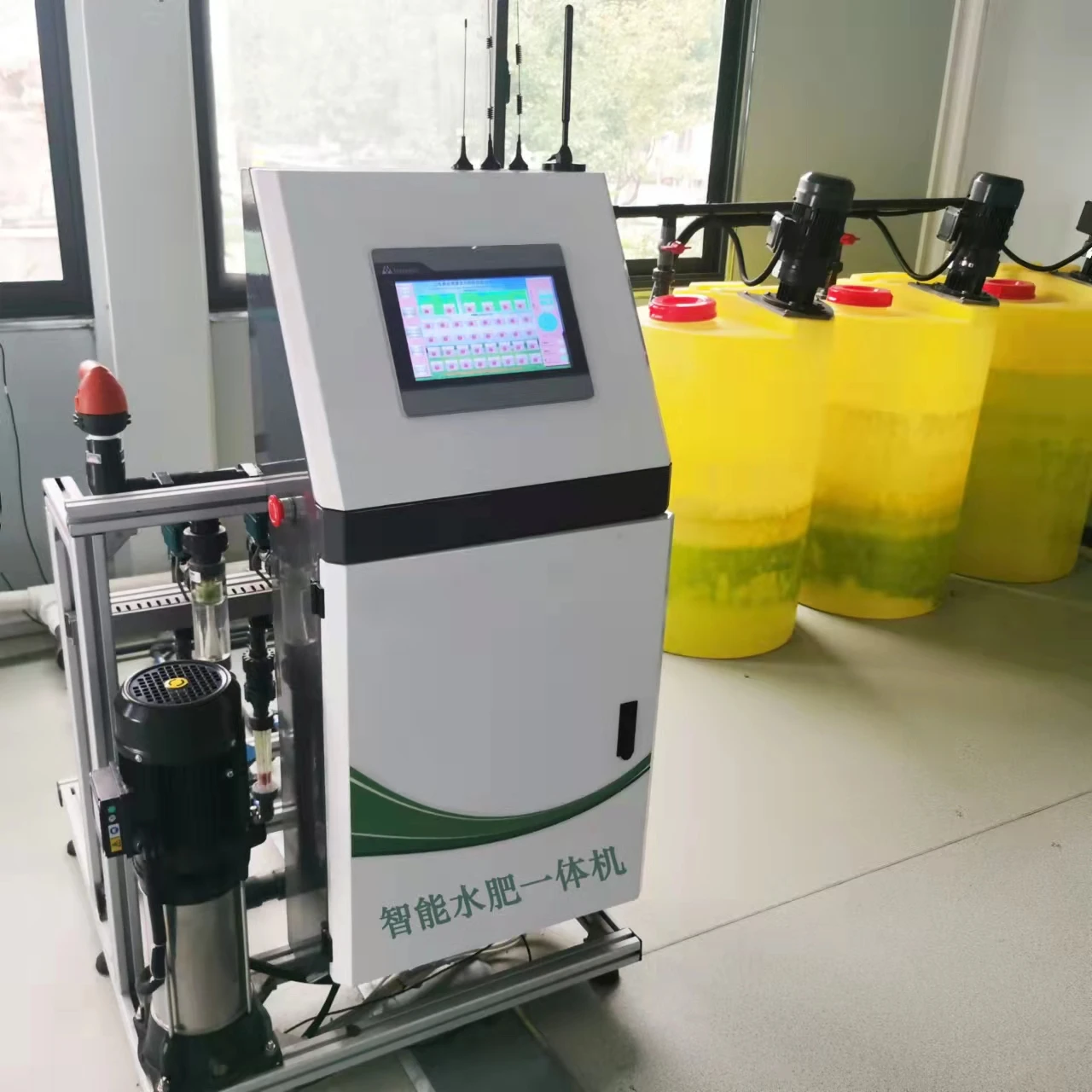 Integrated Equipment Mini Fertigation Machine Water and Fertilizer Machine for Agriculture Irrigation