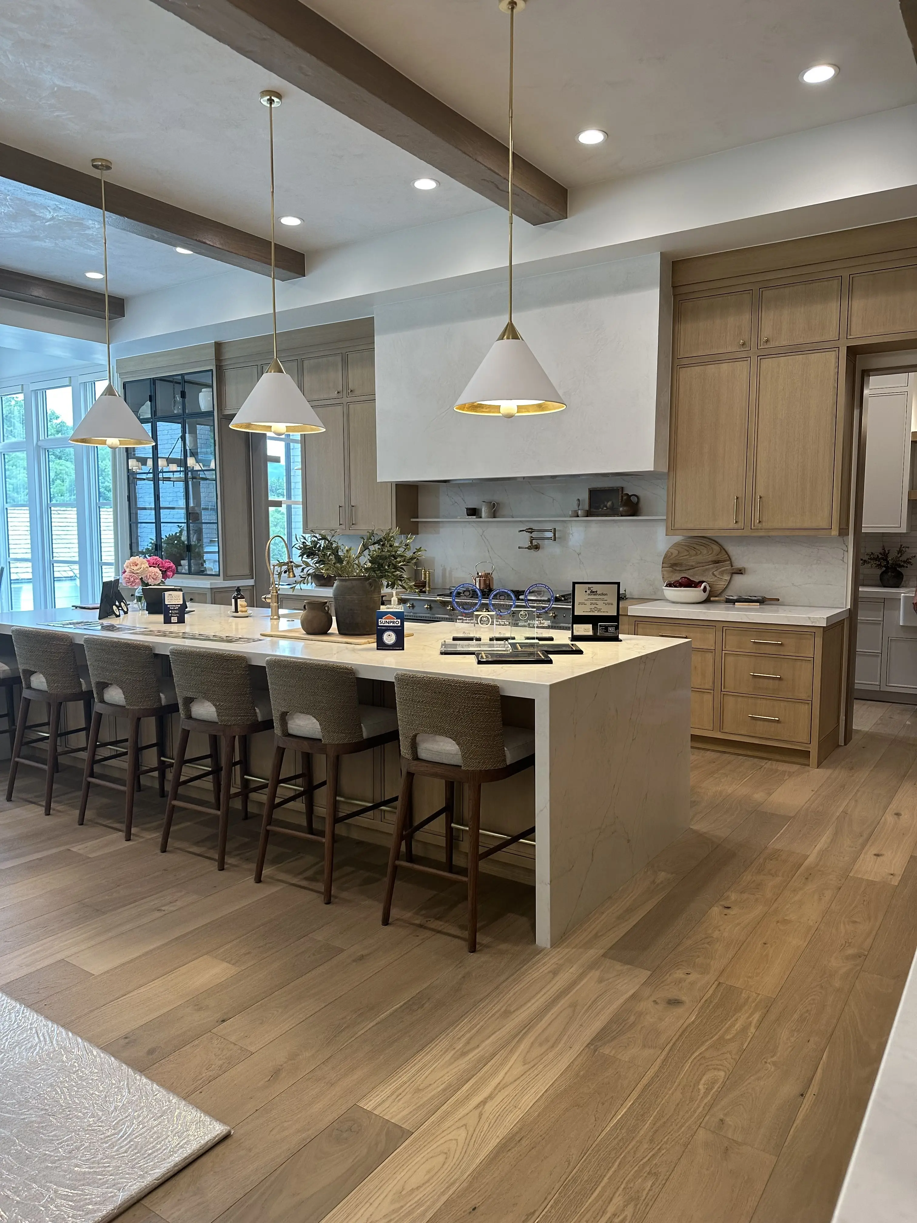 Vermont Luxury Designs Modern White Oak Shaker Kitchen Cabinets OEM