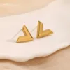 Orecchino a V-Oro