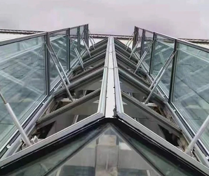 Smart Automatic Skylight Fire Control Aluminum Frame Exhaust Smoke Roof Skylights Pyramid Oval Shapes Automatically Opens