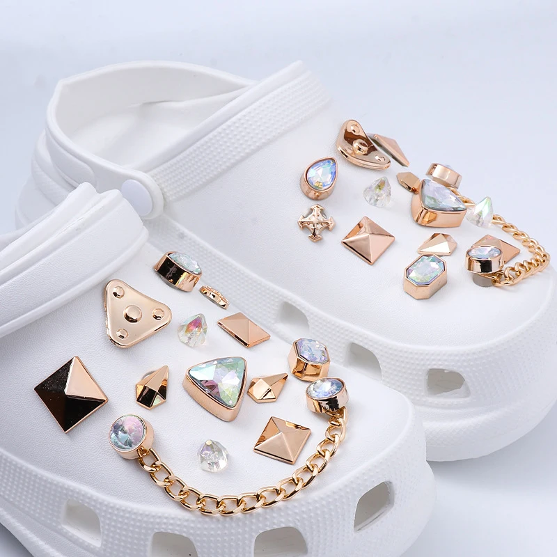 BINSHUO Wholesale Custom Diy Shoe Accessories Chain Butterfly Geometric Crystal Charms Rhinestone Bling Clogs Buckle Set