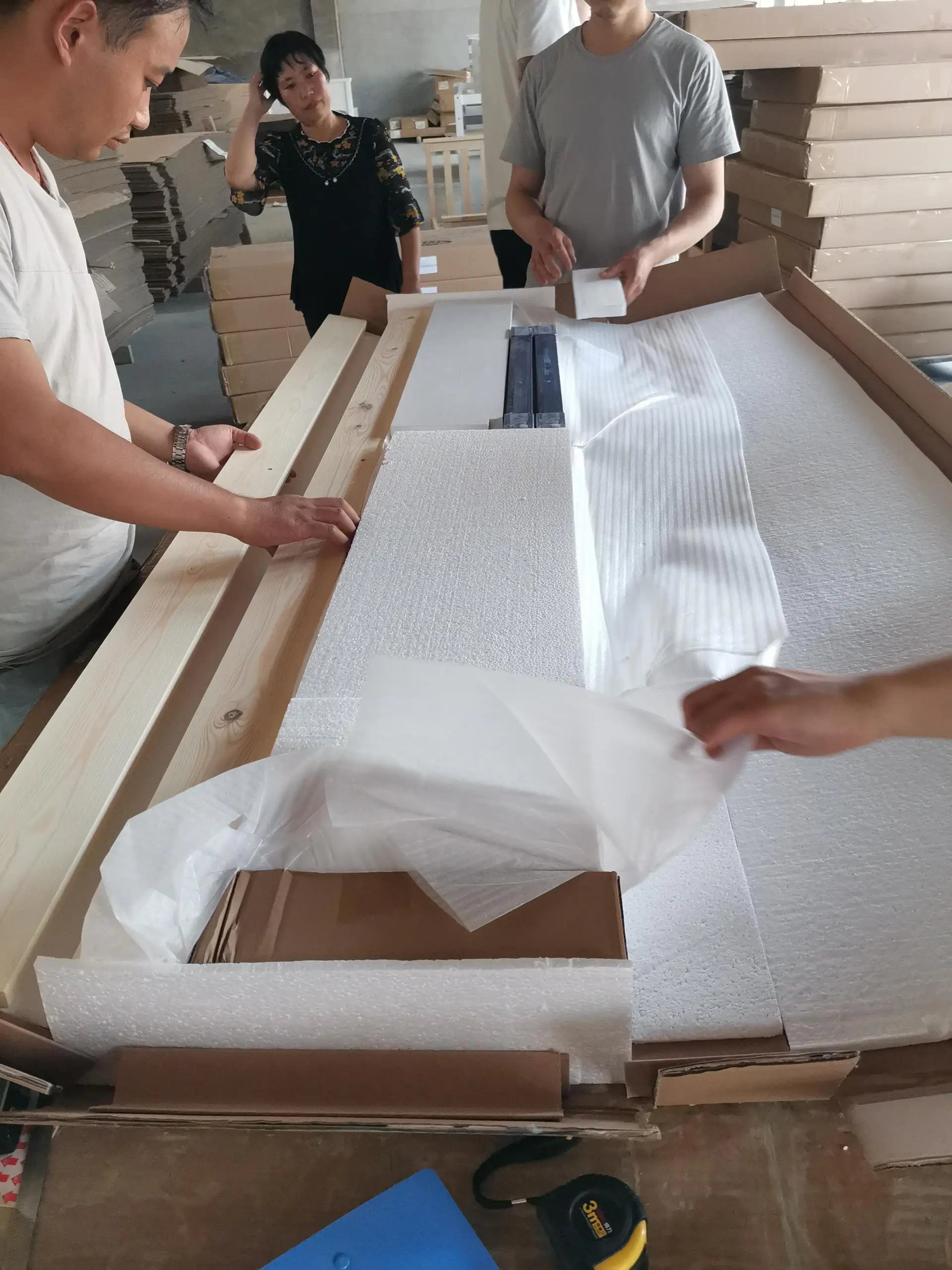 Деревянная цветная крышка радиатора для домашнего настенного шкафа