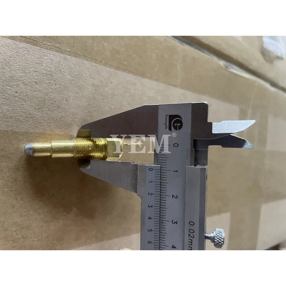 Water Temperature Sensor 16222-83040 19498-83040 for Kubota D722 Engine 6