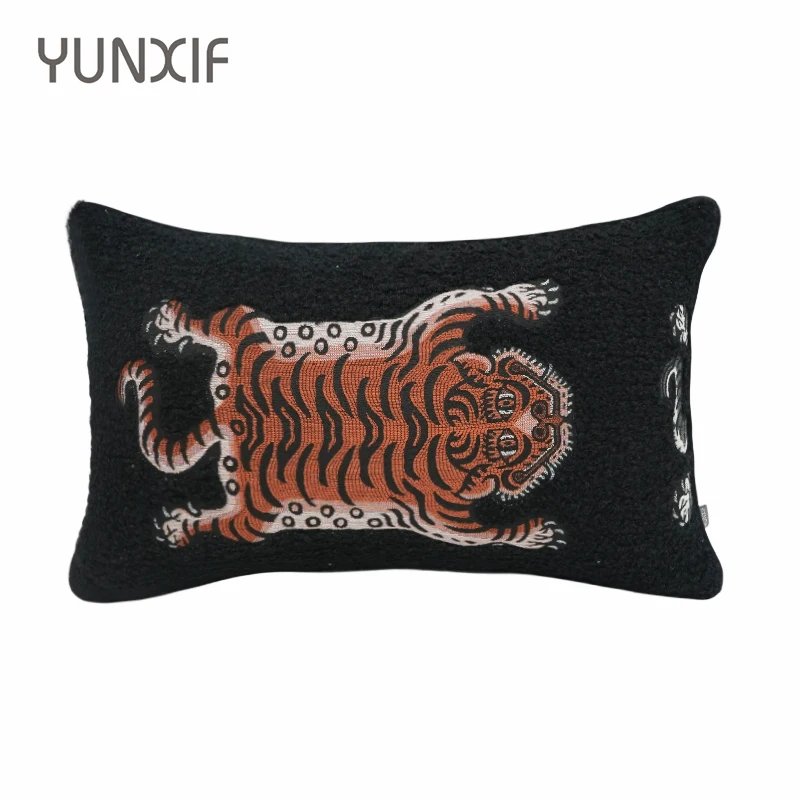 Capa de almofada com estampa animal artística estilo boêmio_voghion.com