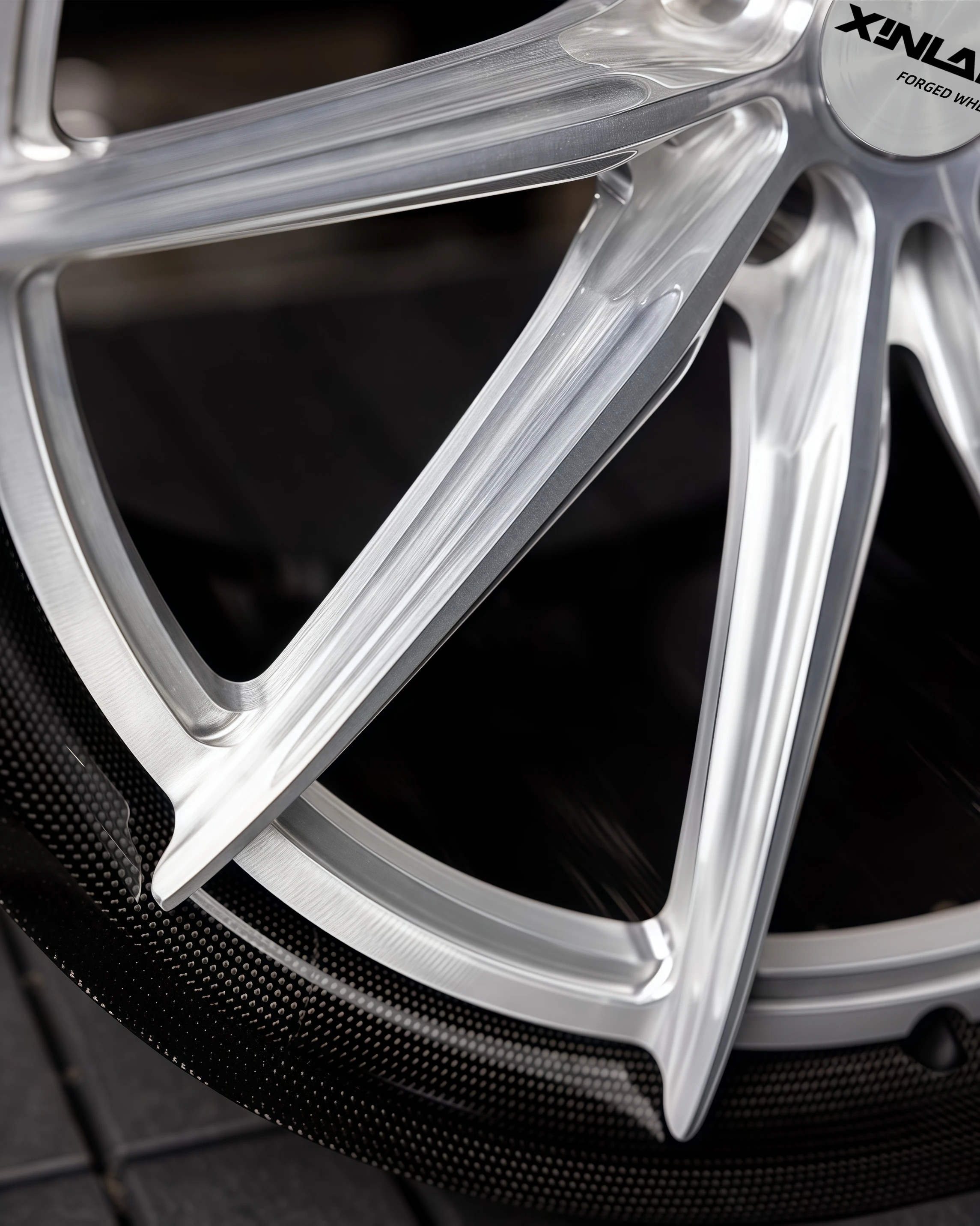 XINLAI Custom Deep Concave Chrome Plating Carbon Fiber 5x112/114.3/120 19-22Inch Forged Alloy Racing Deep Concave Car Wheel - Image 5