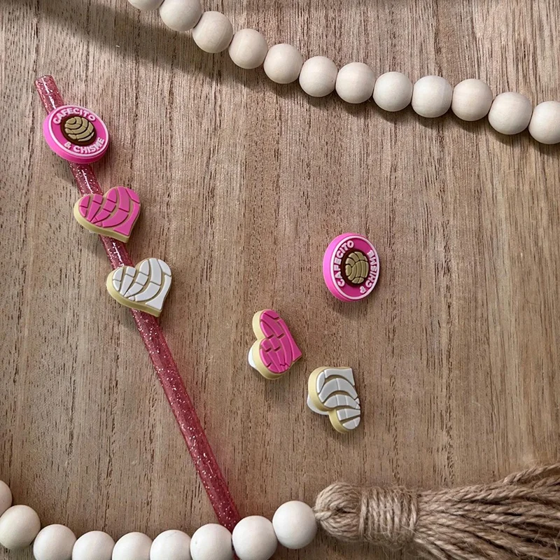 Соломенная насадка с мультяшным принтом