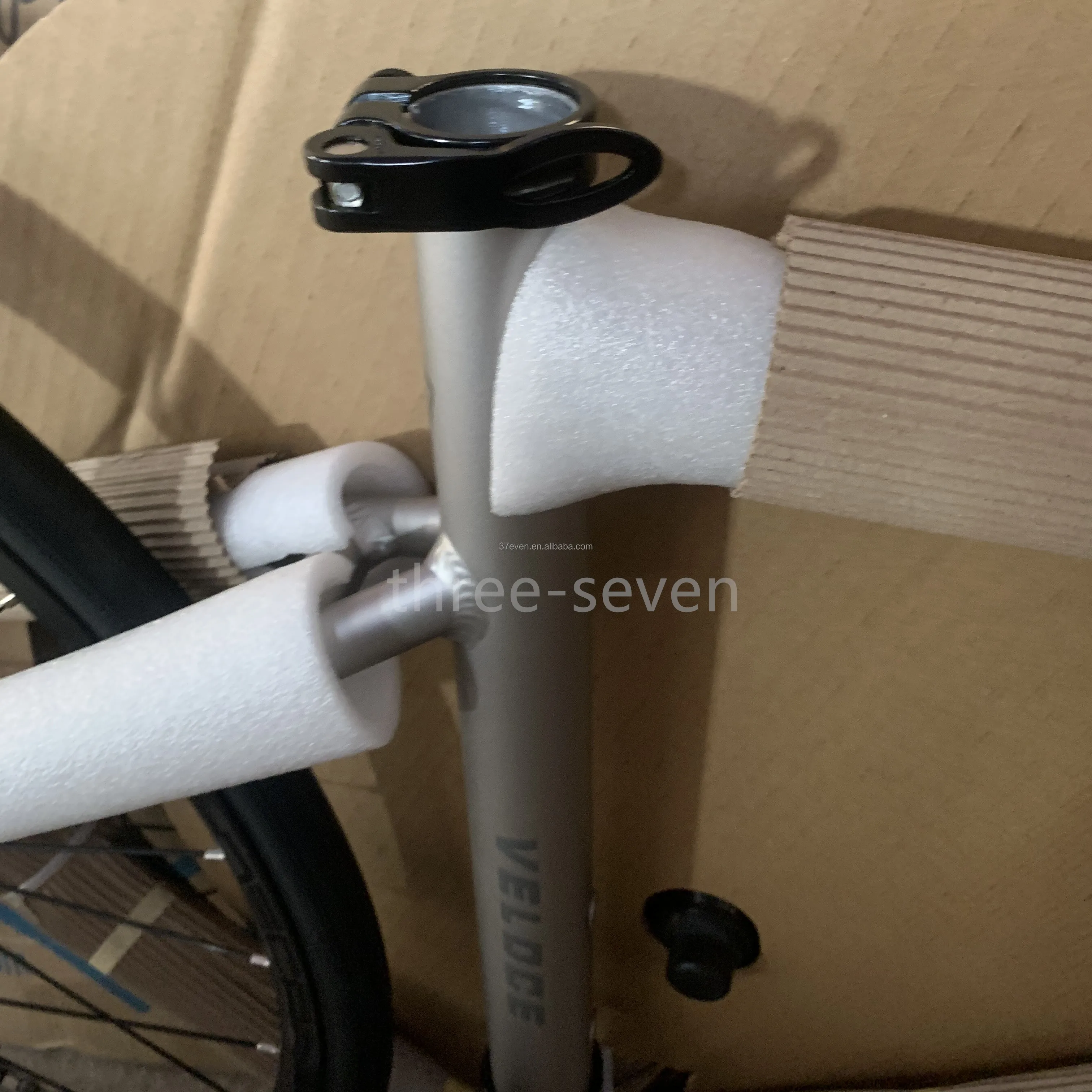 JAVA VELOCE Road Bike - 18 Speed Racing Bicycle Disc Brake