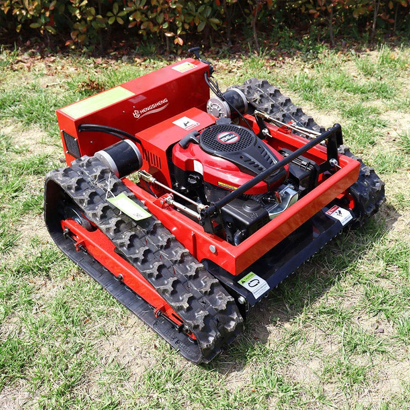 CE/EU/EPA Remote-controlled Tracked Lawn Mower Cutting Width 800mm Longxin Engine One-key Start 4.2 Acres Per Hour Robotic Mower