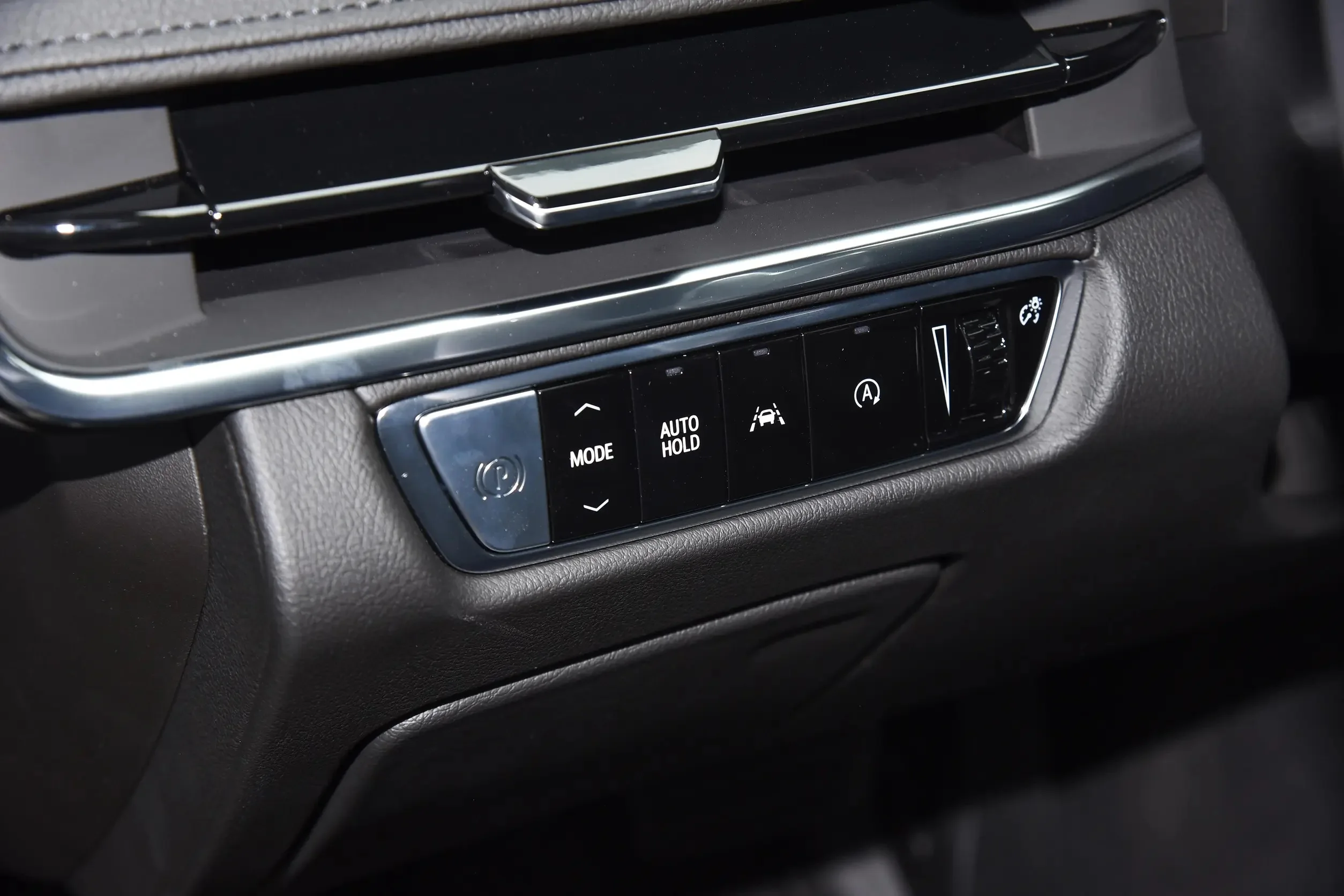 Cadilla CT6  details