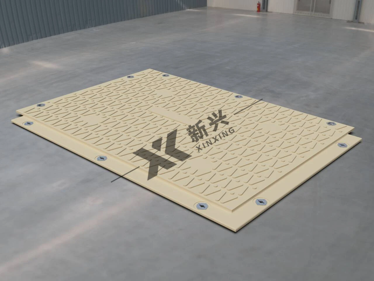 Interlocking Ground Protection Matting Overlapping Design Composite Temporary Road Mats