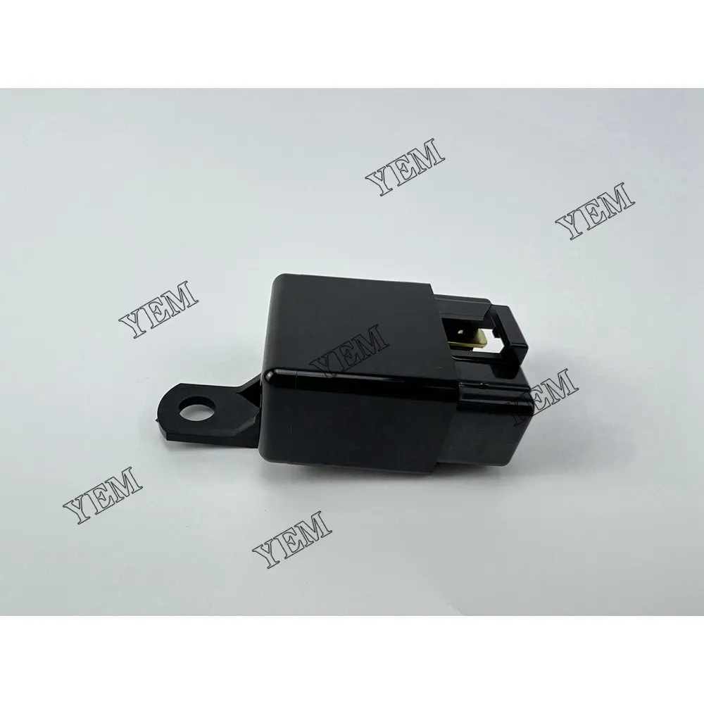 Good Quality V3300 Magnetic Switch 66446-55260 Fit for Kubota V3300 Engine. 4