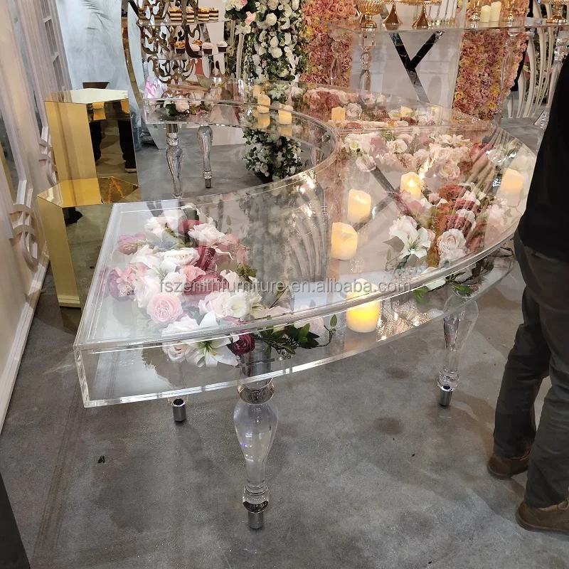 Luxury Banquet Hall Tables - Perfect for Events & Weddings