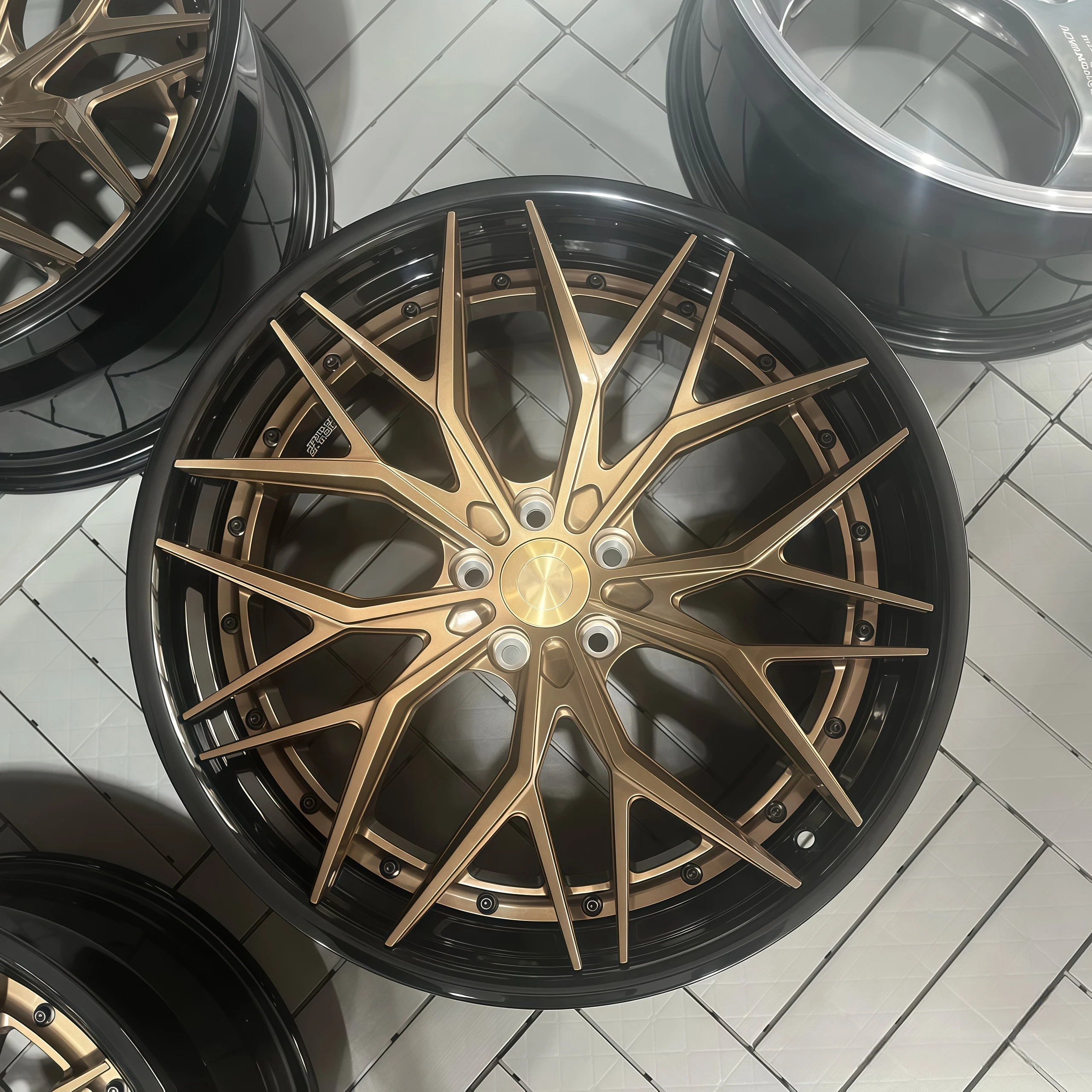XINLAI Custom Deep Concave 5*120 5*112 5*114.3 18 19 20 21Inch 2 Piece Alloy Forged Racing Car Rims Wheels for BMW Porsche Benz - Image 3