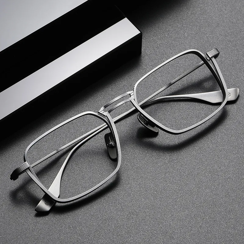 CS125 High Pure Titanium Optical Frame Good Quality Glasses for Men and Women Titan Eyewear Frames DLX125