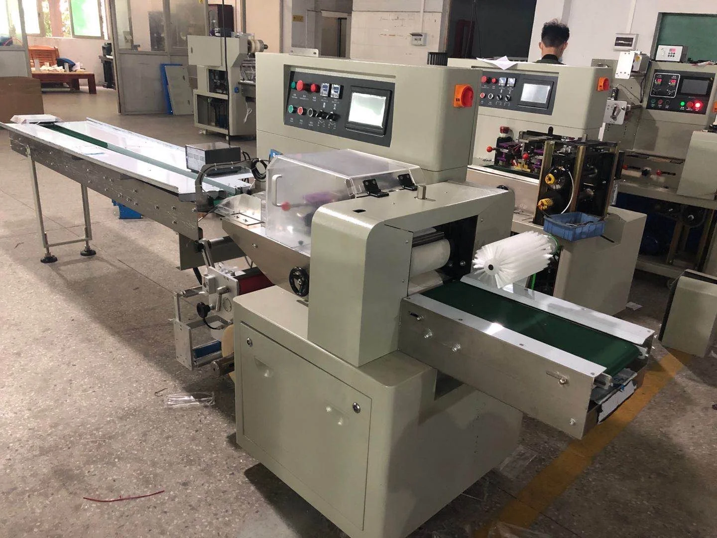 Многофункциональные упаковочные машины горизонтальные горячая Распродажа упаковочная машина для