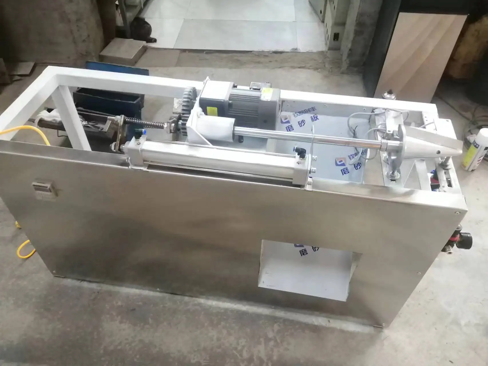 High Quality Egg Roll Making Machine Wrapper Rolls Forming Machine Ice Cream Cone Wafer Biscuit Machine