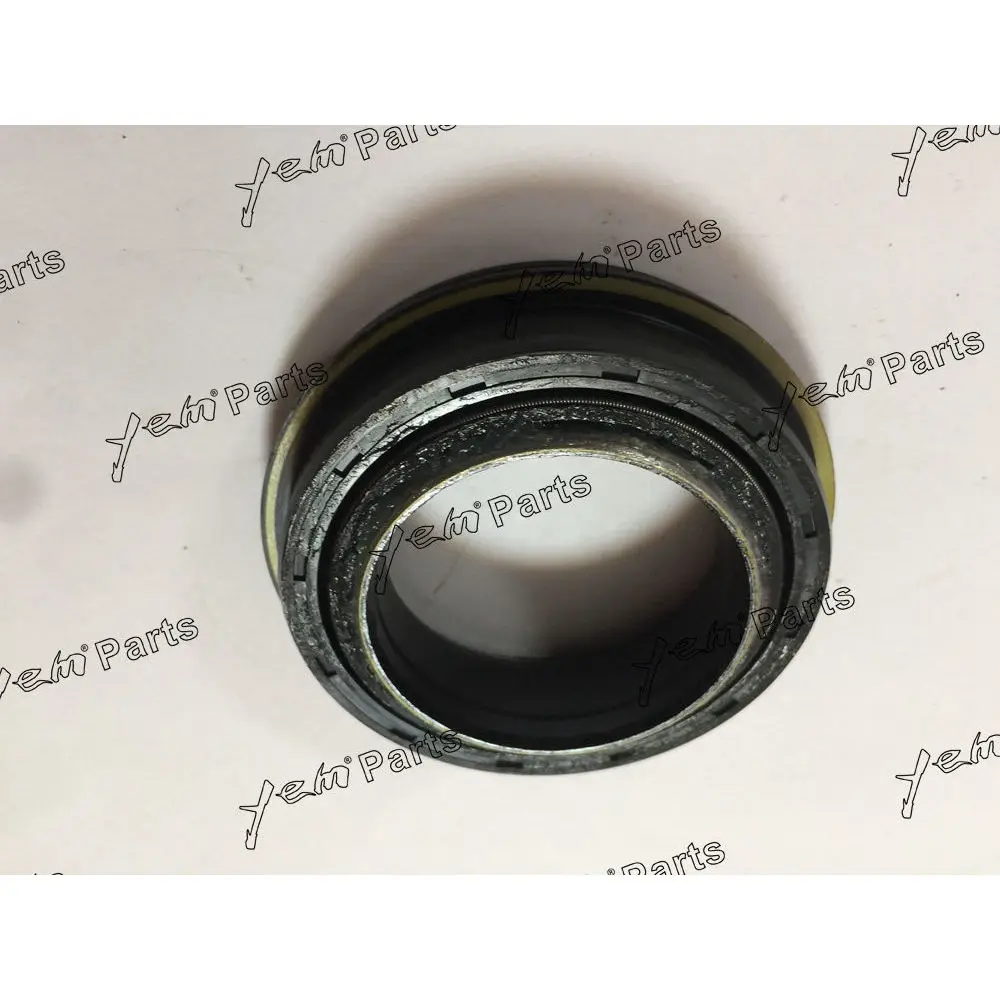 Front Axle Seal 34070-13370 for Kubota Tractor L2501 L2800 L2900 L3010 L3130 L3240 L3540 L3600 L3940 L4060 L4630