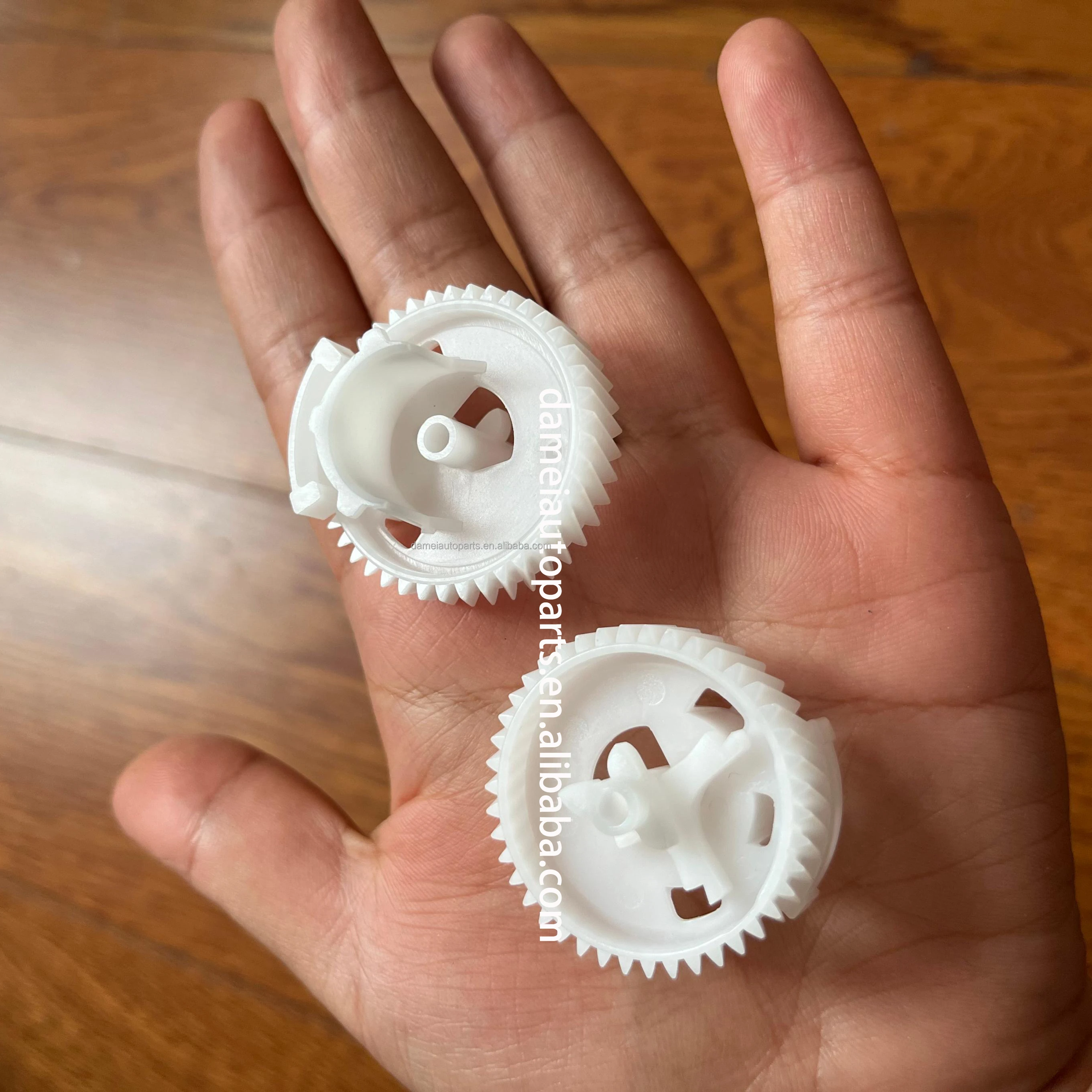 Inner Gear Car Door Lock Nissan Livina Tiida ALTIMA Versa Micra Xtrail