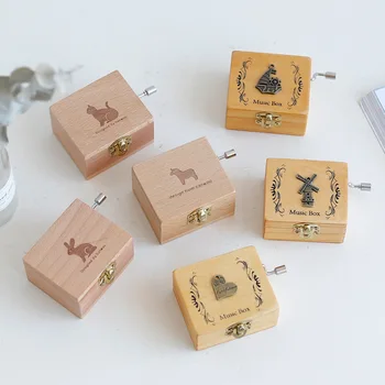 Wholesale Hand Crank Wood Custom Wooden Mini Hand Crank Music Box
