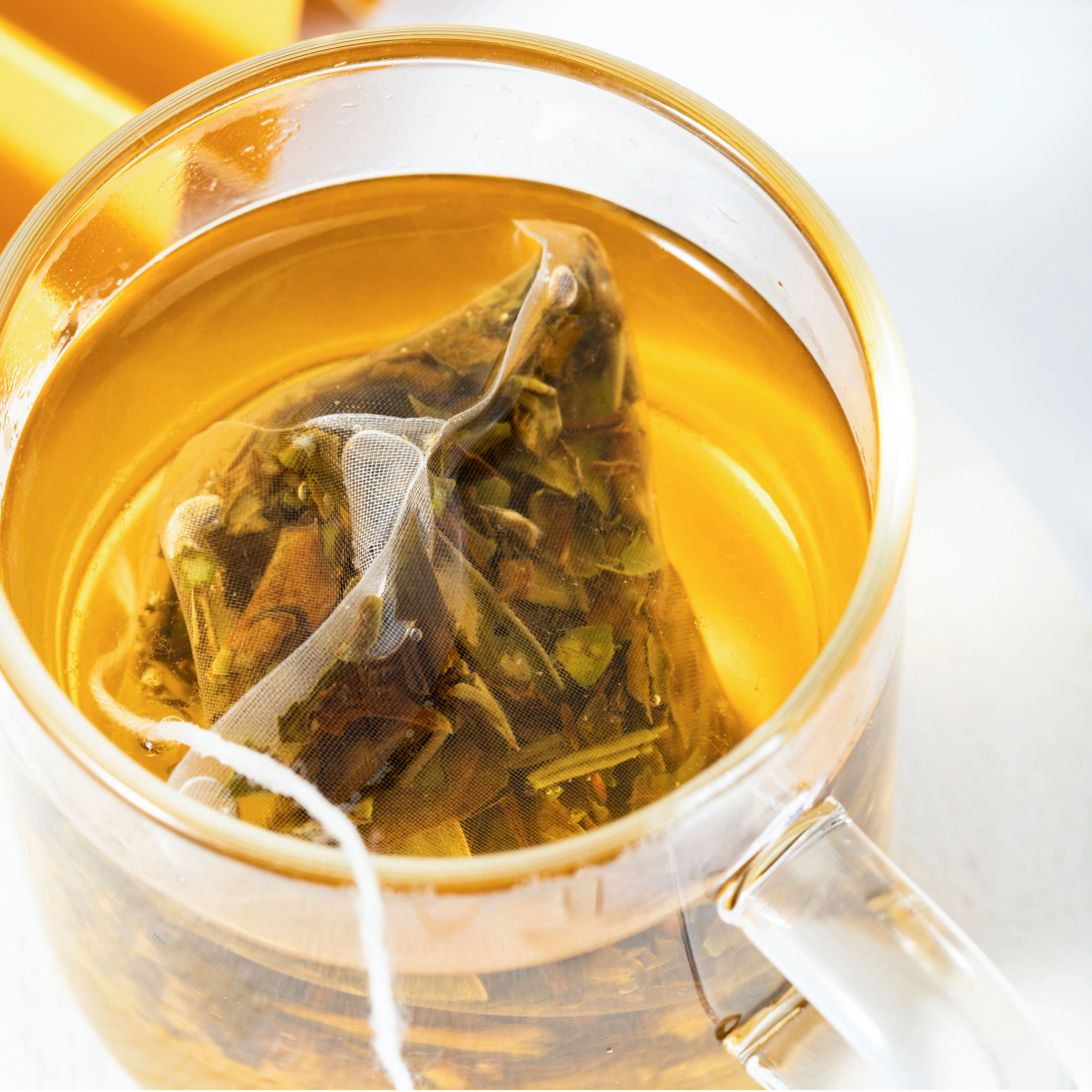 organic herbal silver needle leaves tin set lemon white tea