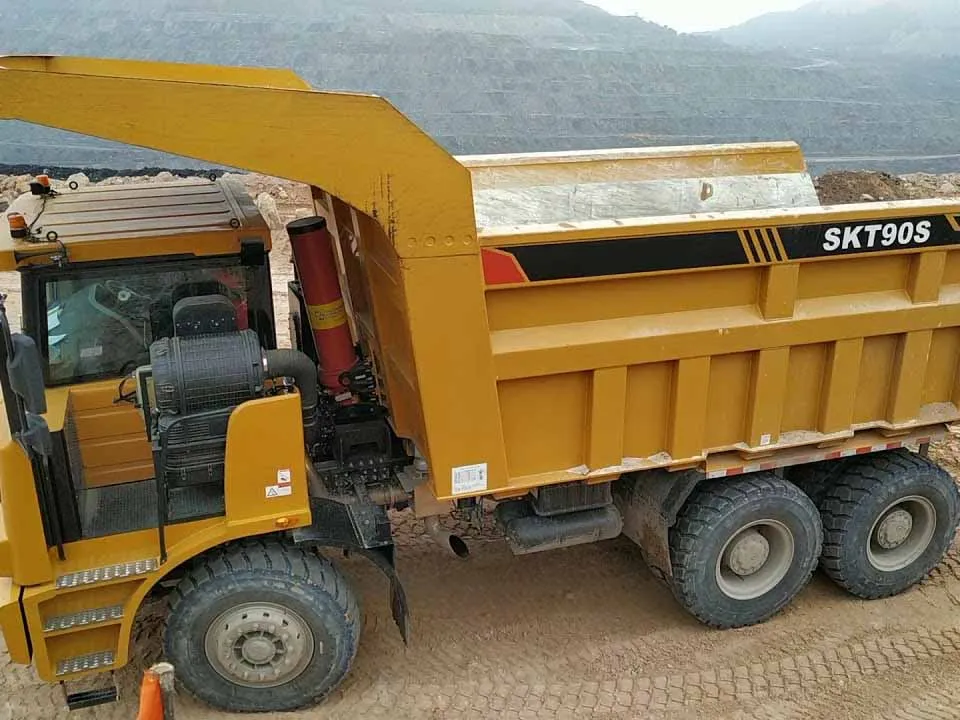 ドン ZX250 series | カーゴクレーン | 株式会社タダノ - 建設用