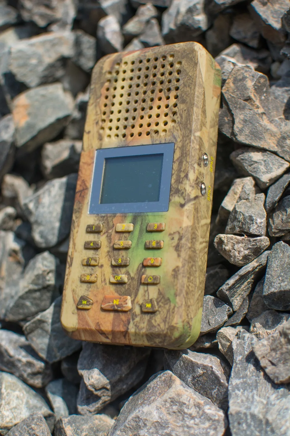 Outdoor Hunting Bird Caller MP3 With Remote Control Built-in 150 Bird Voices Predator Sound Caller