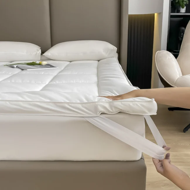 High Quality  Duck Feather Mattress Topper Customized SizeBed Mattress Topper