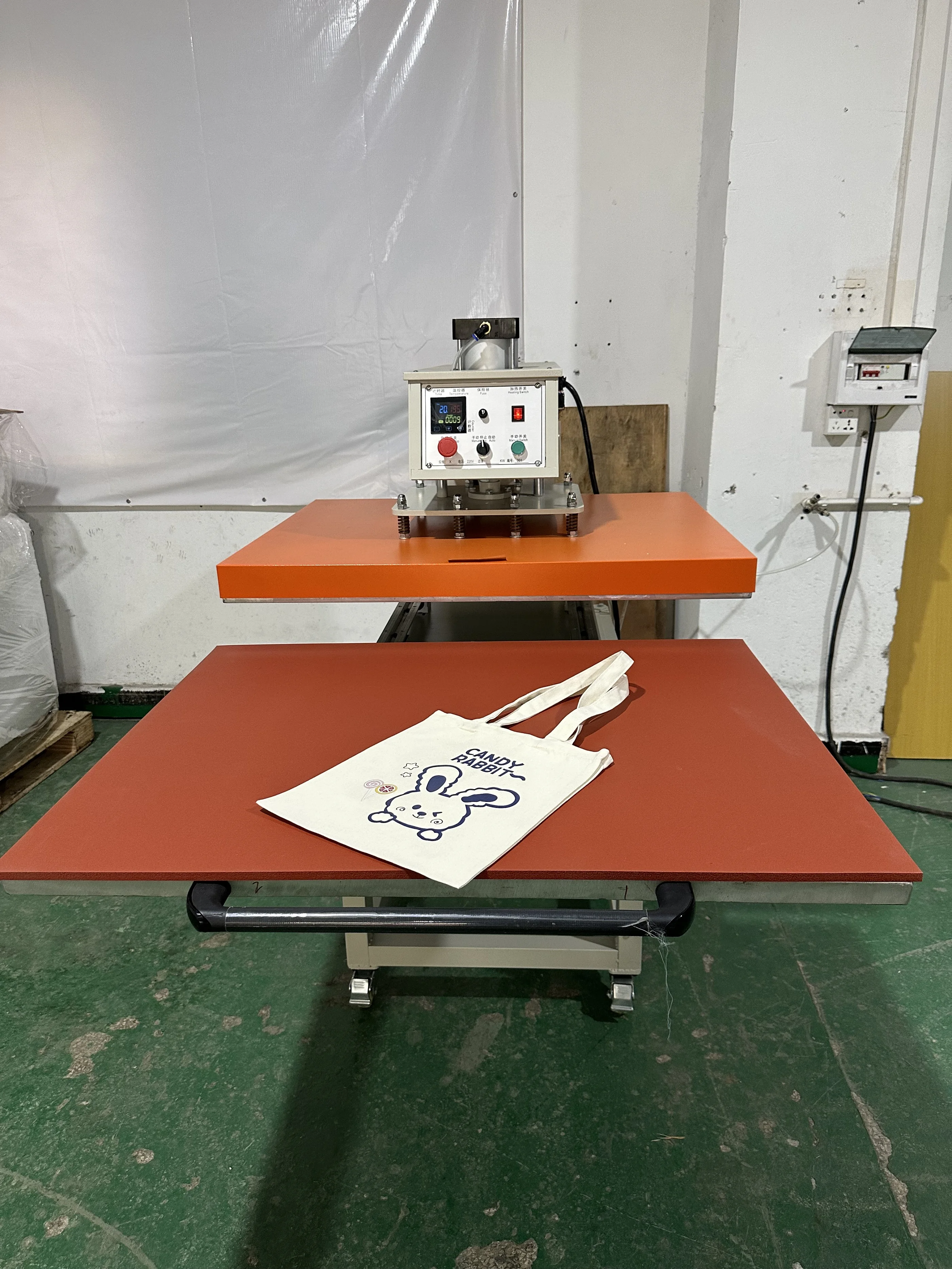 Large Format Sublimation Pneumatic Heat Press Machine Big Size Heat Press For Sale 80 X 100 Cm