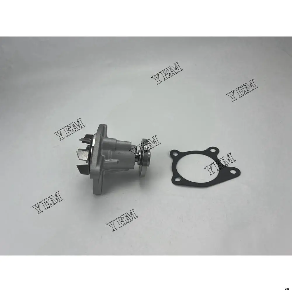 Engine Spare Parts V1502 15425-73037 Water Pump for Kubota