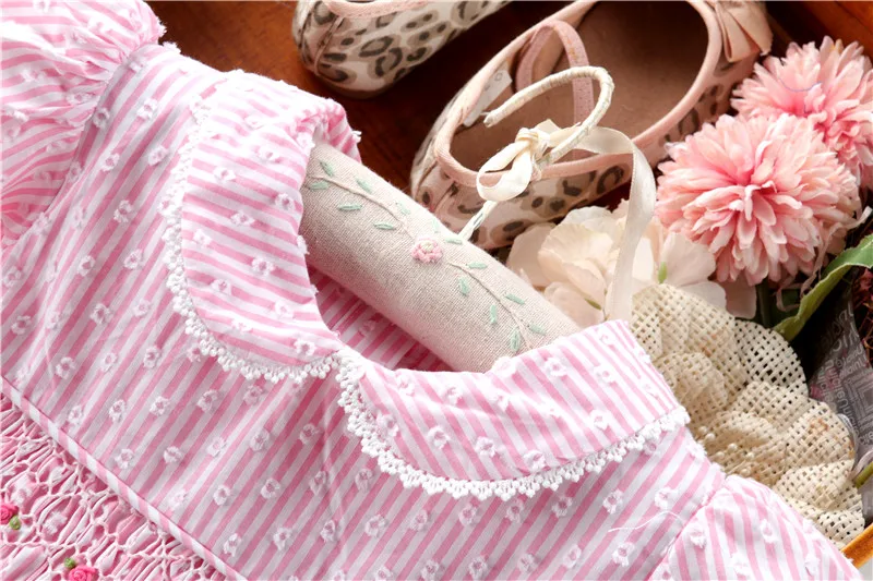 Summer Wholesale Smocked Baby Dresses for Girls Clothes pink Dot 100  Cotton Kids Clothing Boutiques C22548
