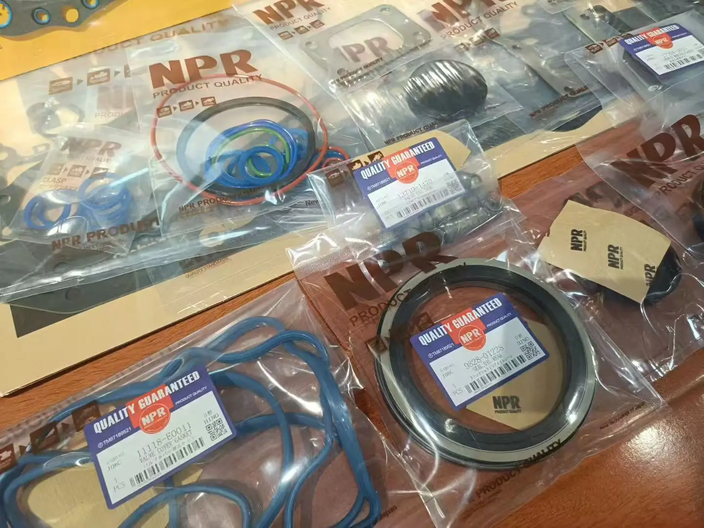 J08C J08E J08ET NPR Full Gasket Kit S0401-04187 S0401-04193 S0401