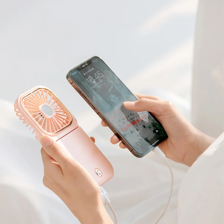 Мини-вентилятор складной с внешним аккумулятором на 3000 мА ·