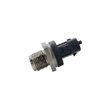0281006365 Fuel Rail Pressure Sensor Fits for Cummins 2007-2012 Man Volvo 6.7L Replaces 5297640 68002436AB 0281002652 5297640