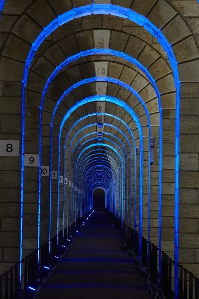 RGB Colorful 360 Degree Beam LED Lamp Modern Aluminum Surface Mounted Window Sill Light Ceiling Aisle Hotel Wall Sconce Auto