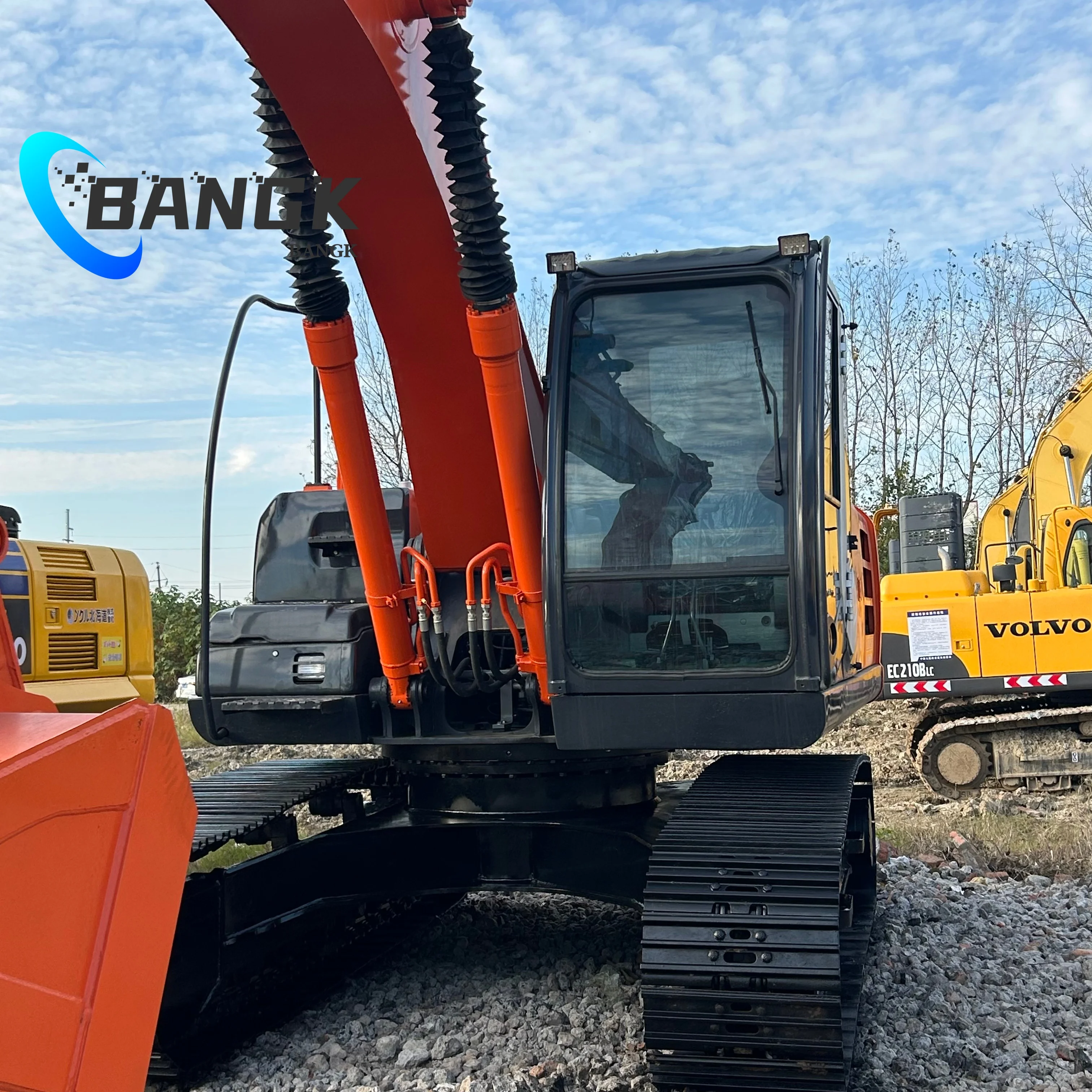 Used Japan Excavator 20 Ton Hitachi Zx200 Second Hand Crawler