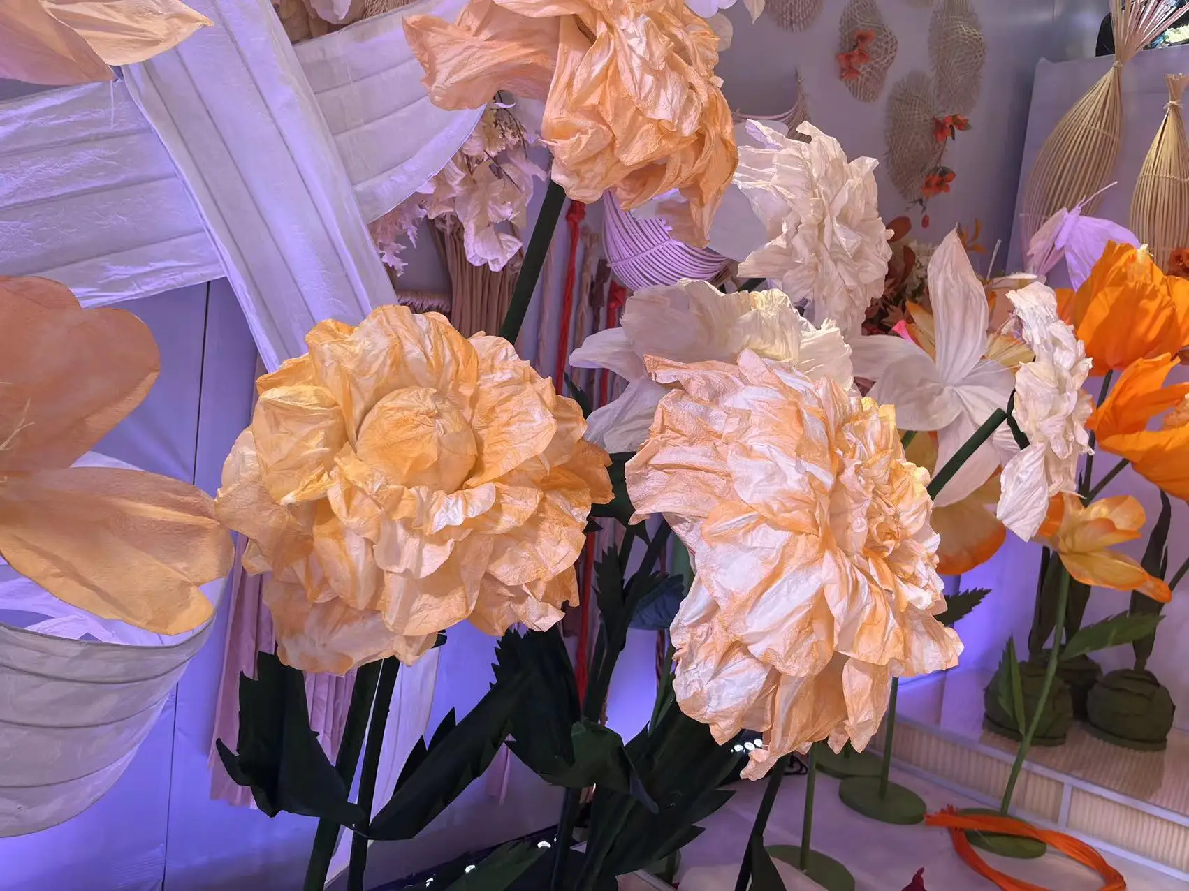 V45 Wedding Supplier Artificial Flowers Large Size Paper Giant Flowers