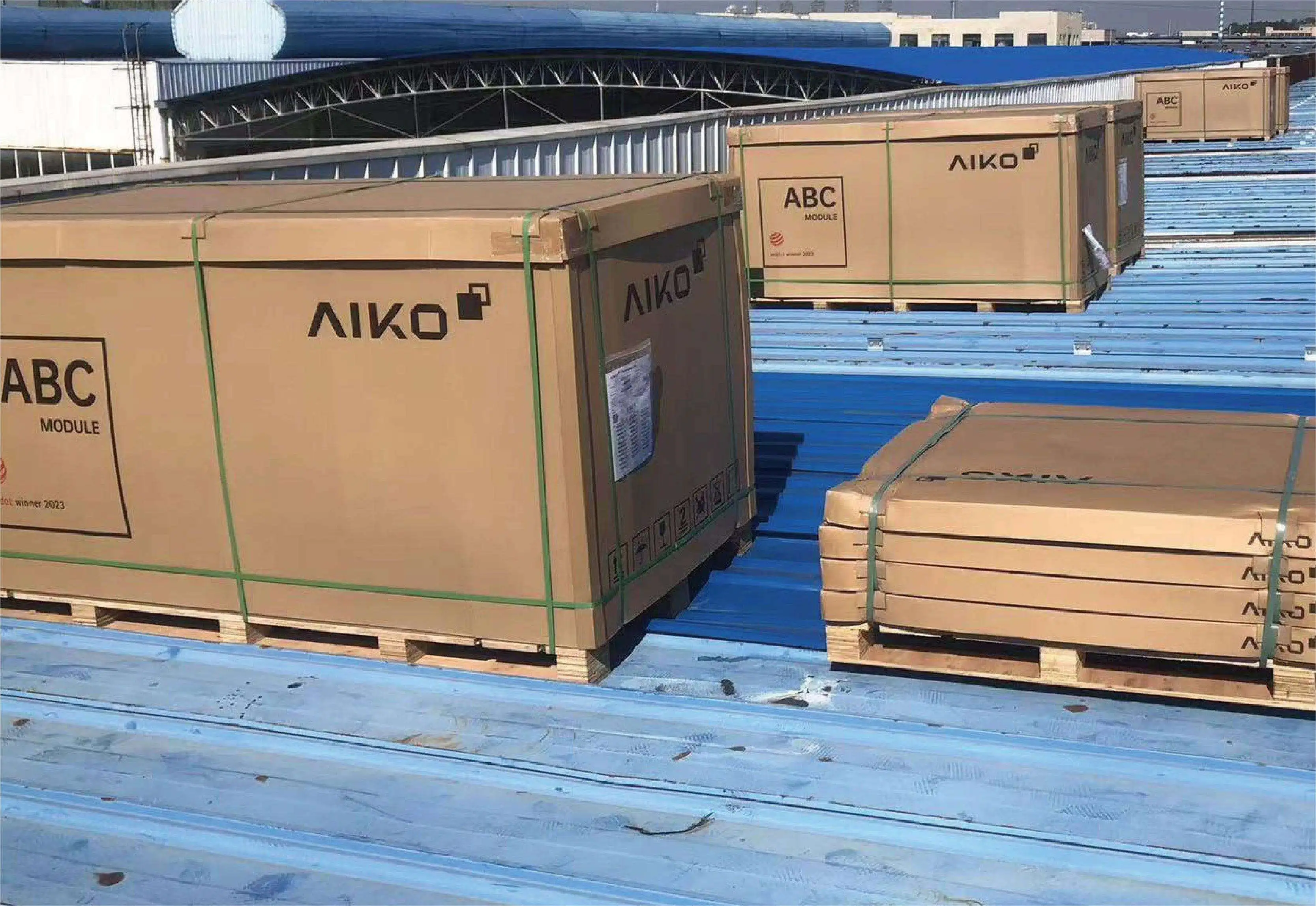 AIKO ABC (All Black Contact) Solar Panel MAH78Dw 655W 660W 665W