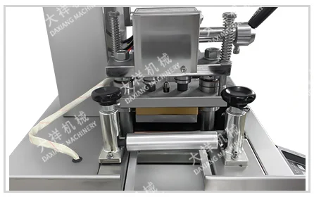 DPP-115 Quality Custom Mould Chocolate Milk Candy Fully Automatic Small Blister Sealing Packing Machine Price factory