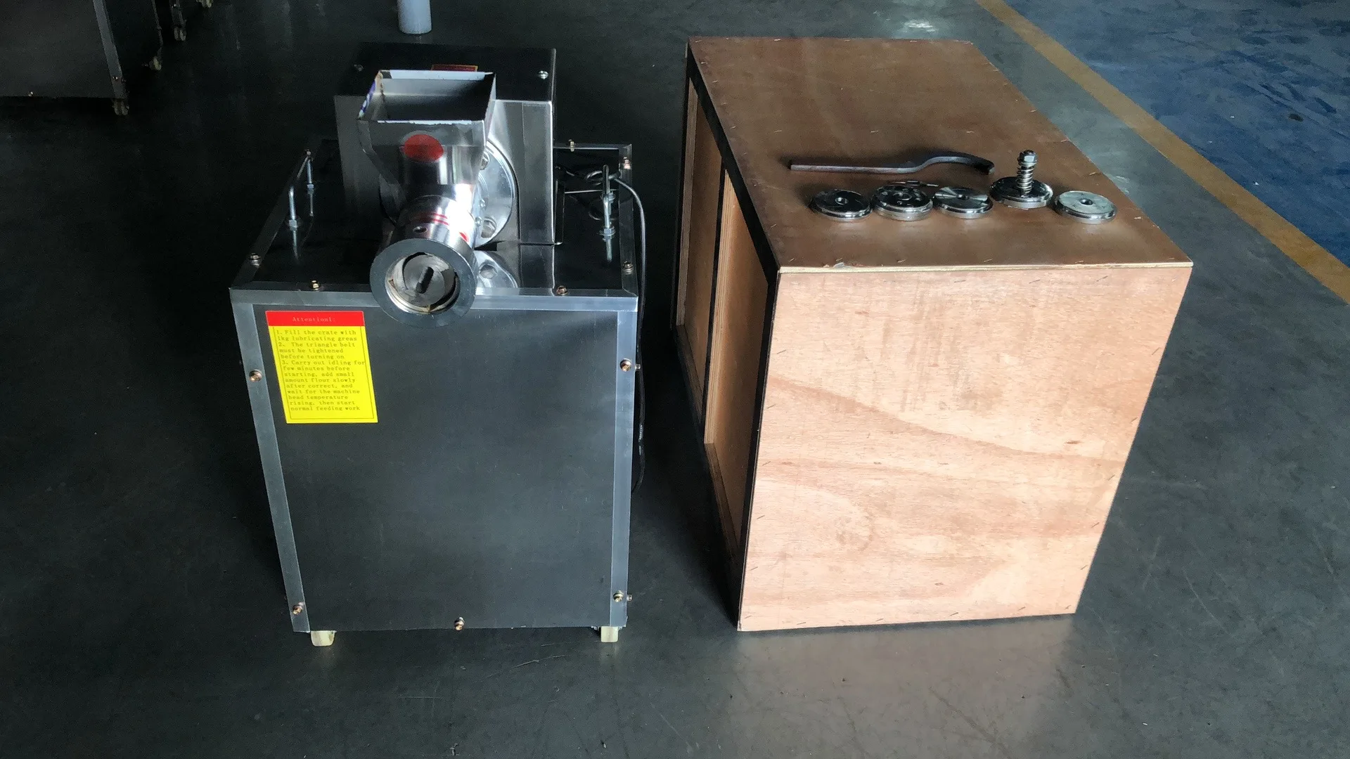 Automatic Roller Pasta Maker Spaghetti Production Machine Macaroni