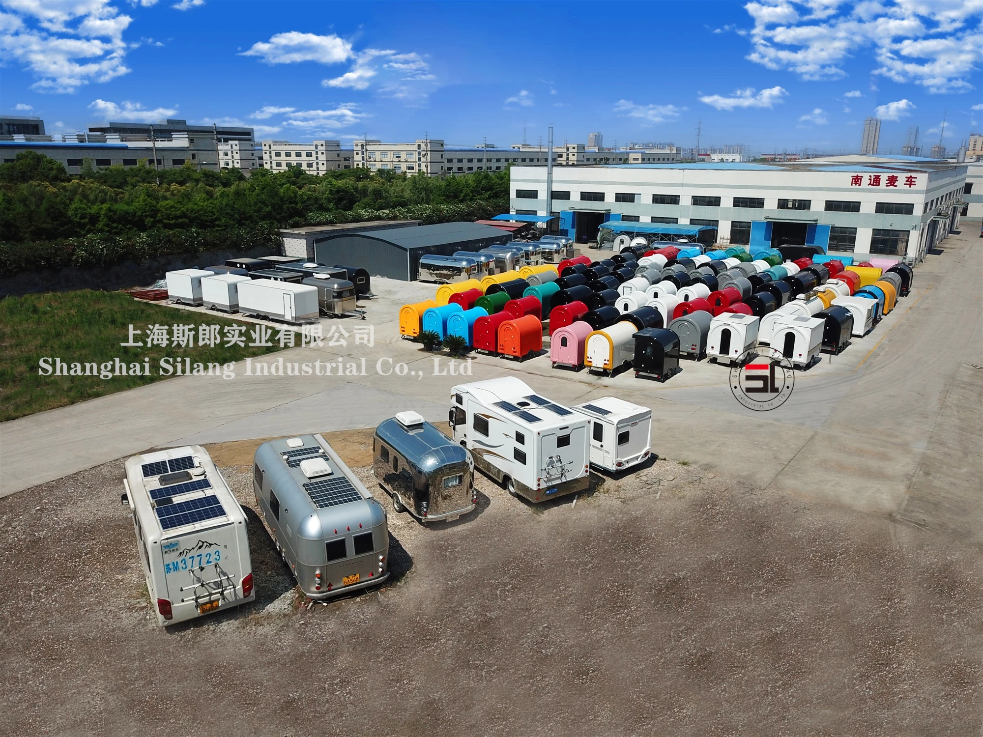 Unique designed pet beauty trailer, pet dog-shaped trailer factory