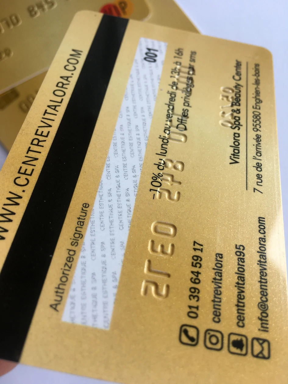 Factory Embossed Numbers Blank  Credit Card Printing Plastic Magnetic Card Health Medical Membership Pvc Business Card with Chip