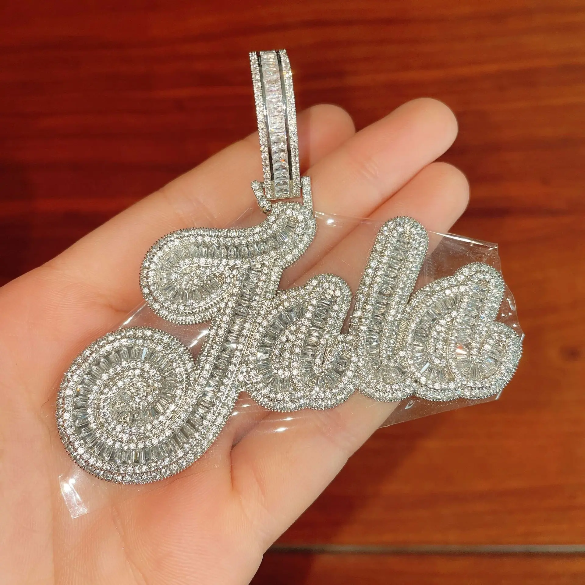 Personalized Iced Out Name Plate Pendant Bling Custom Letter Name Necklace With Square CZ Chain Necklace for Women Men Jewelry