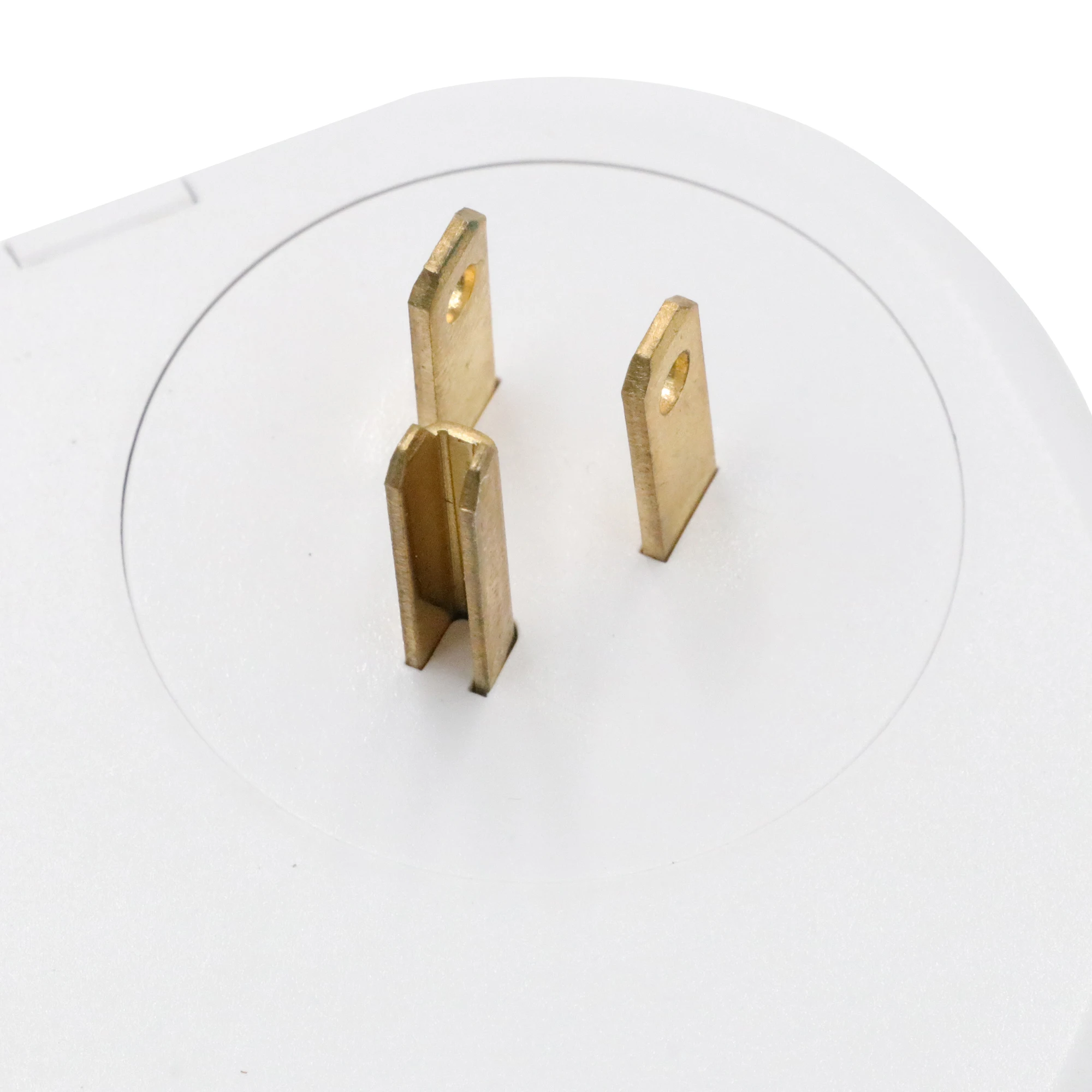 Factory Wholesale Good Quality 110v 50-60hz air Conditioner Automatic Over Voltage Protector for AC air Conditioning