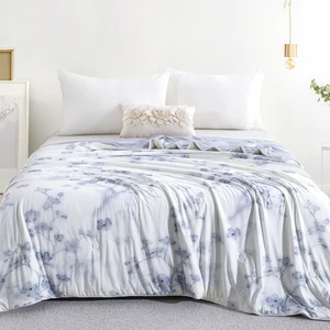 Ultra-Cool Lightweight Quilted Cooling Blankets Luxury Style That Absorbs Heat to Keep Cool on Warm Nights for Hot Sleepers